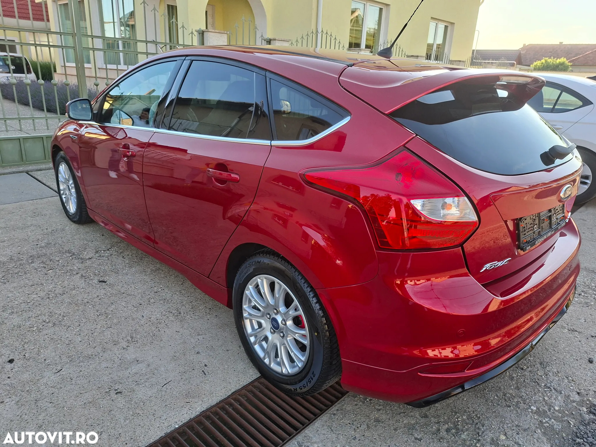 Ford Focus 2.0 TDCi DPF Titanium - 4