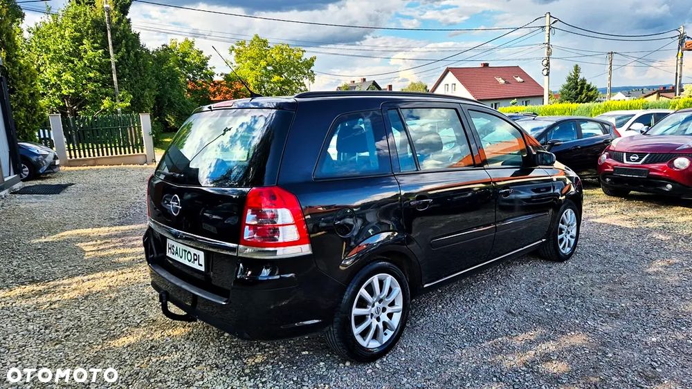 Opel Zafira 1.8 Innovation 110 Jahre - 12