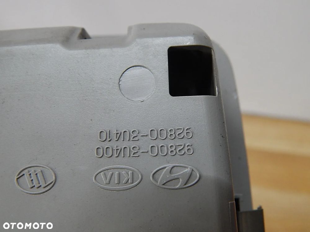 Lampka oświetlenie podsufitki szyberdach Kia Sportage III 10-16 Łuków części - 3