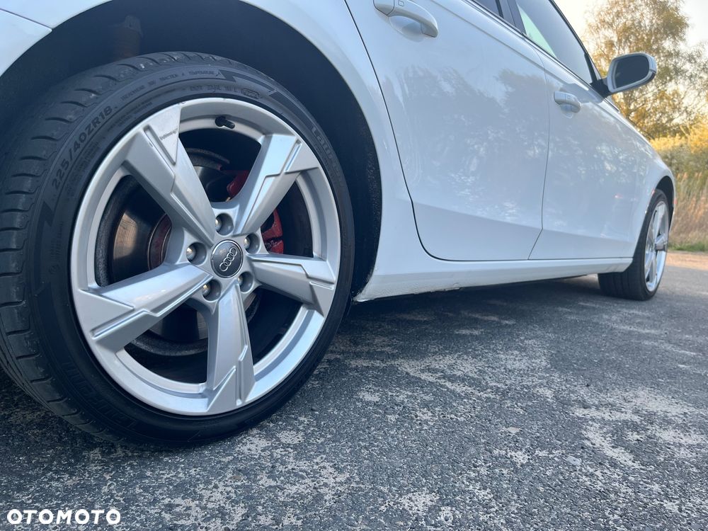 Audi A4 Avant 2.0 TDI Multitronic - 10