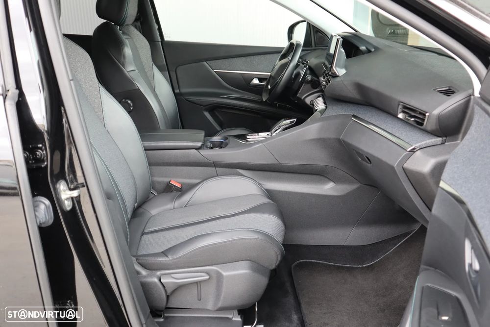 Peugeot 3008 1.6 Hybrid Allure Pack e-EAT8 - 11