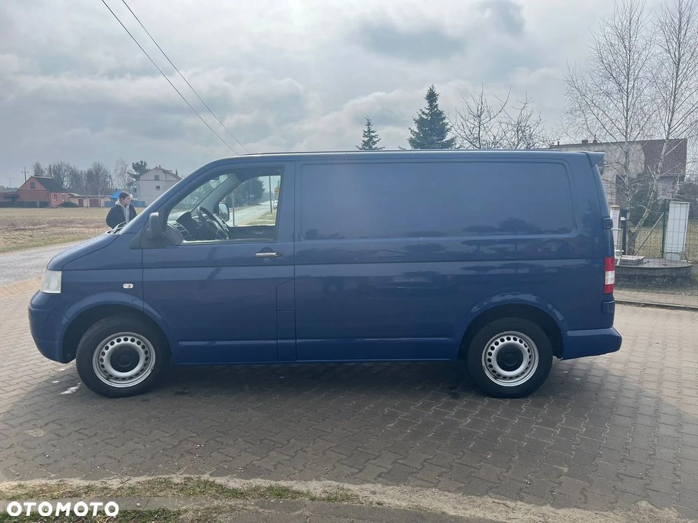 Volkswagen Transporter T5 - 3