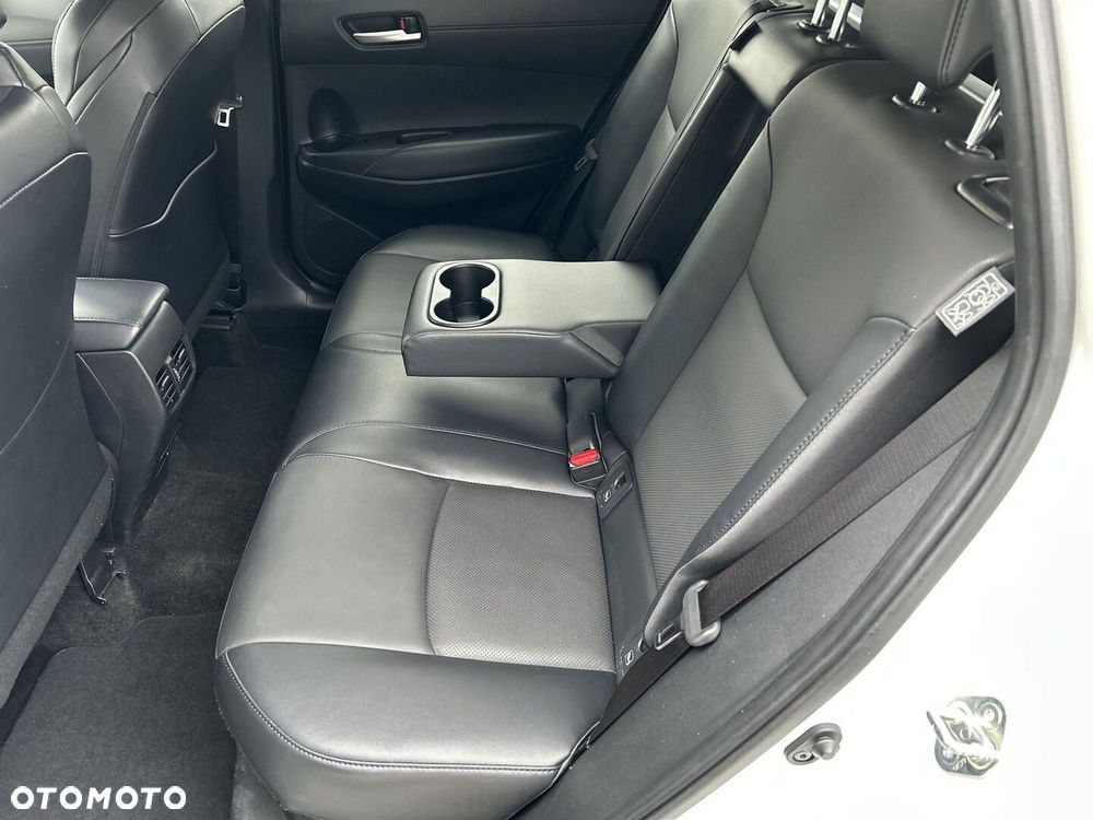 Toyota Corolla Cross 2.0 Hybrid Premiere Edition AWD - 18