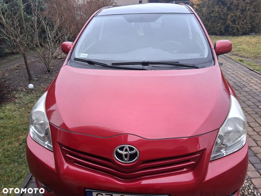 Toyota Verso 1.8 Premium - 1
