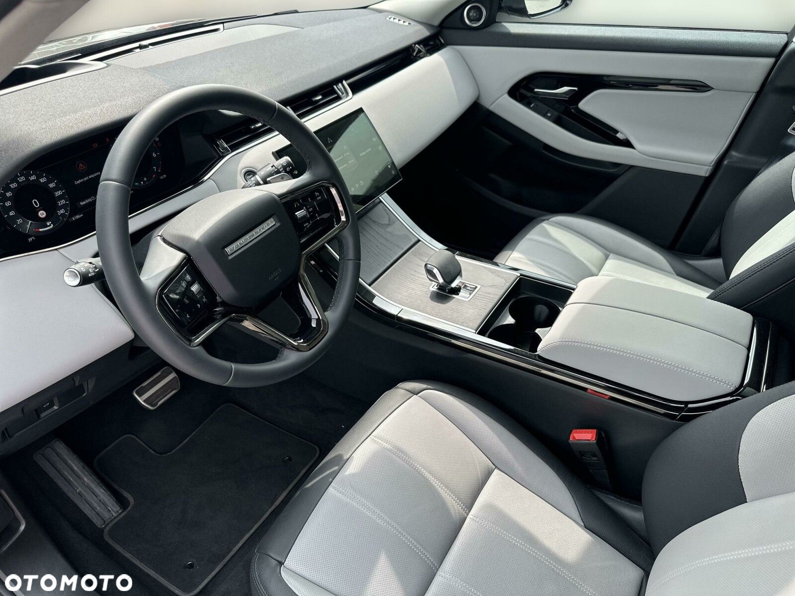 Land Rover Range Rover Evoque - 14