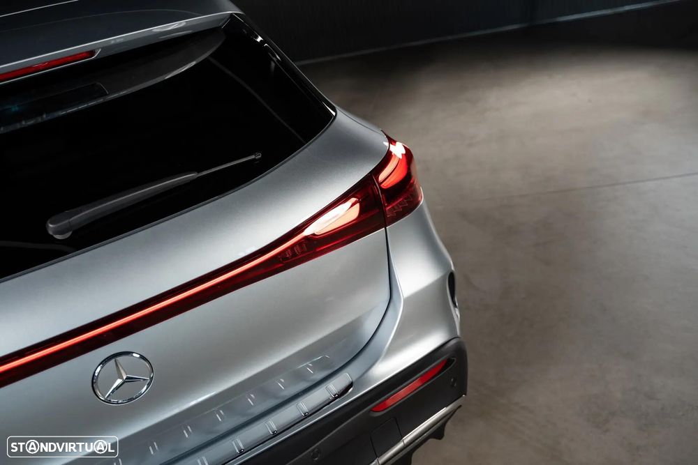 Mercedes-Benz EQA 250+ AMG Line - 12