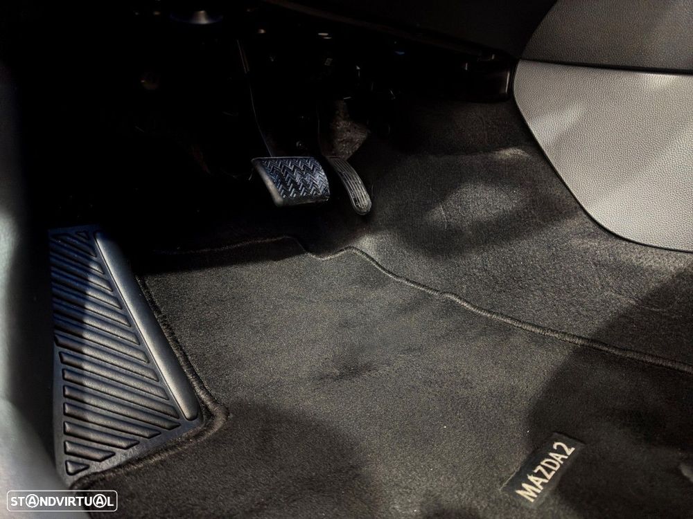 Mazda 2 1.5 L Hybrid VVT-i Homura - 23