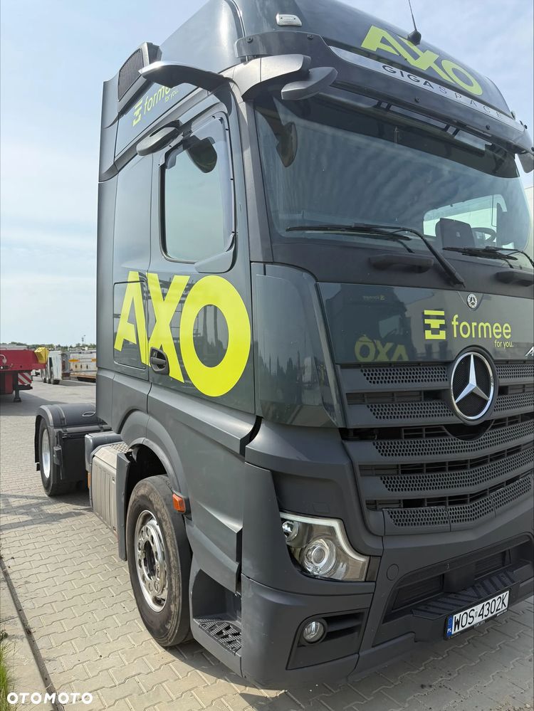 Mercedes-Benz ACTROS - 5