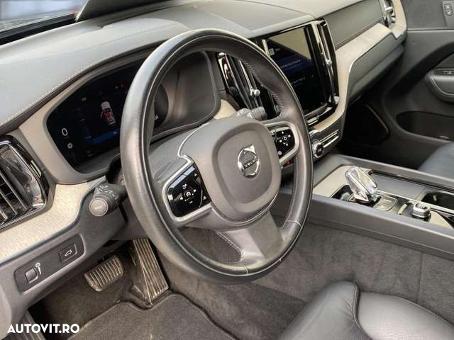Volvo XC 60 - 13
