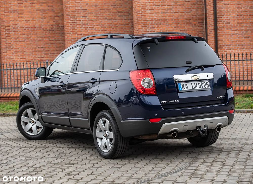 Chevrolet Captiva 2.4 2WD 7 Sitzer LS - 9