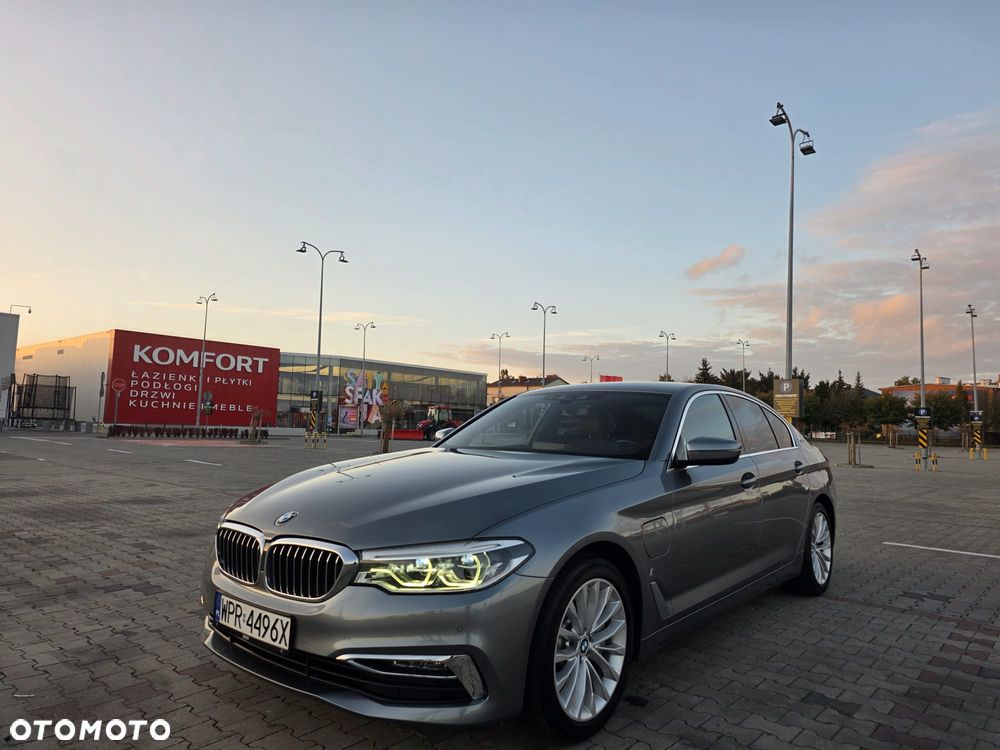 BMW Seria 5 530e iPerformance GPF Luxury Line - 1
