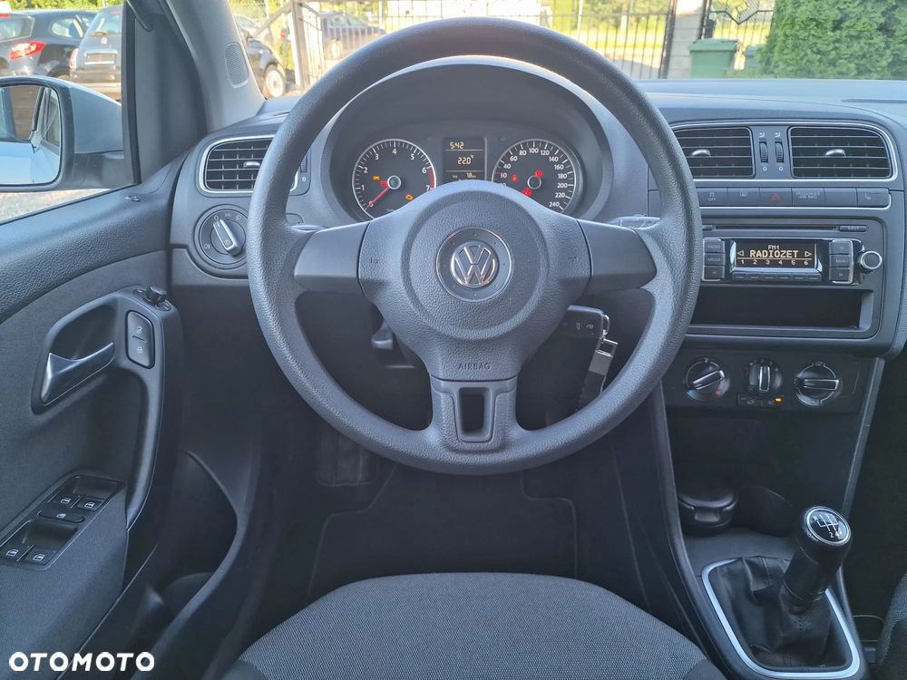 Volkswagen Polo - 24