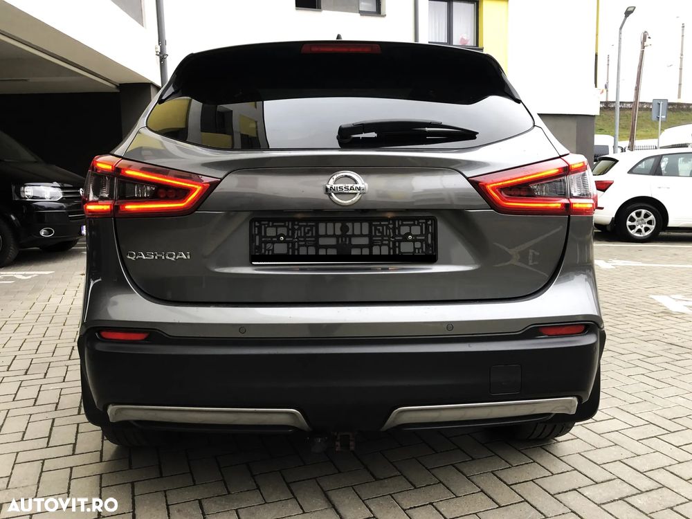 Nissan Qashqai 1.6 DCI TEKNA+ - 25