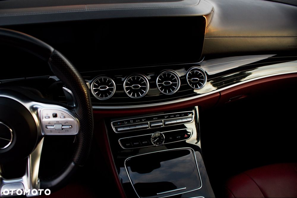 Mercedes-Benz CLS - 17