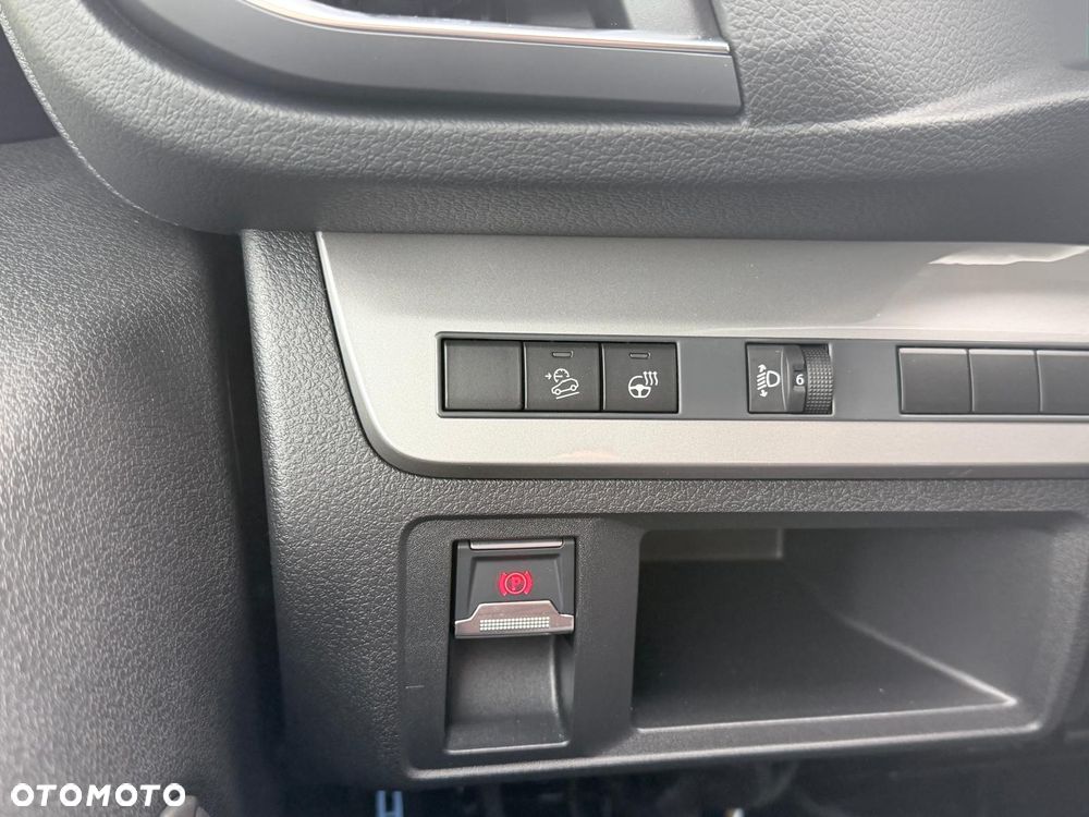 Peugeot Traveller 2.2 BlueHDi Long Business VIP EAT8 - 20