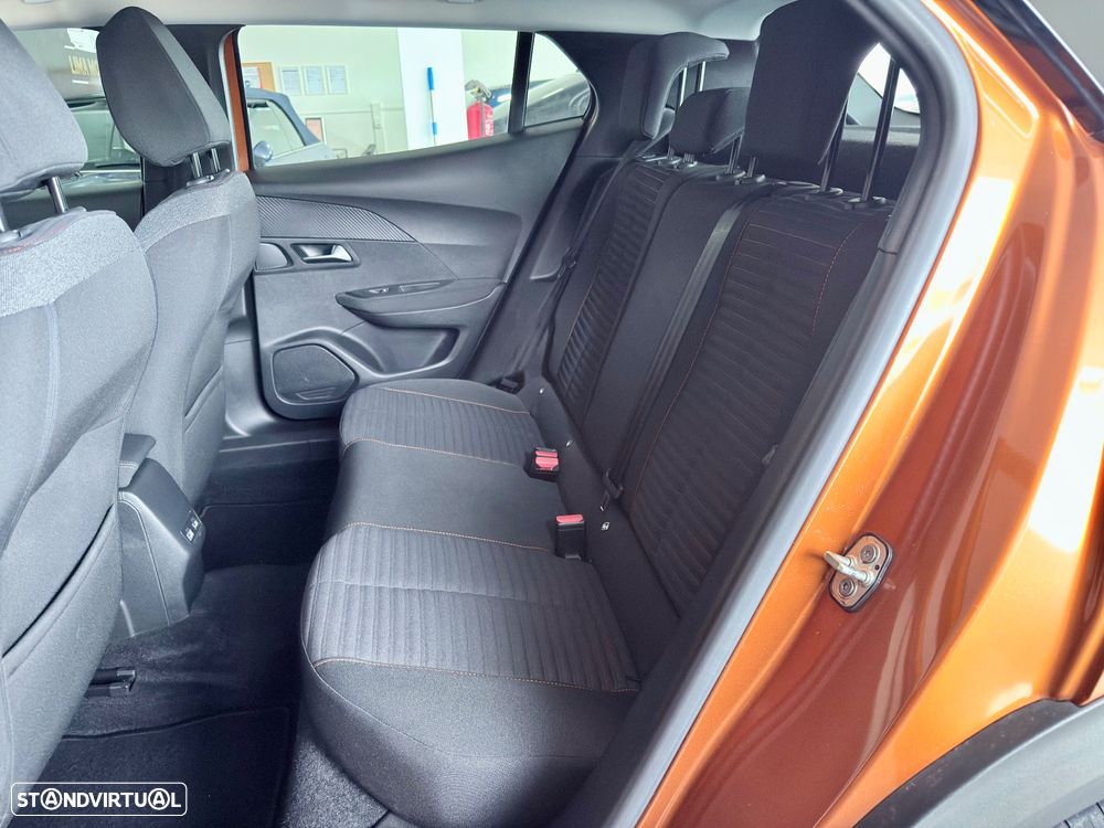 Peugeot e-2008 50 kWh Allure - 24