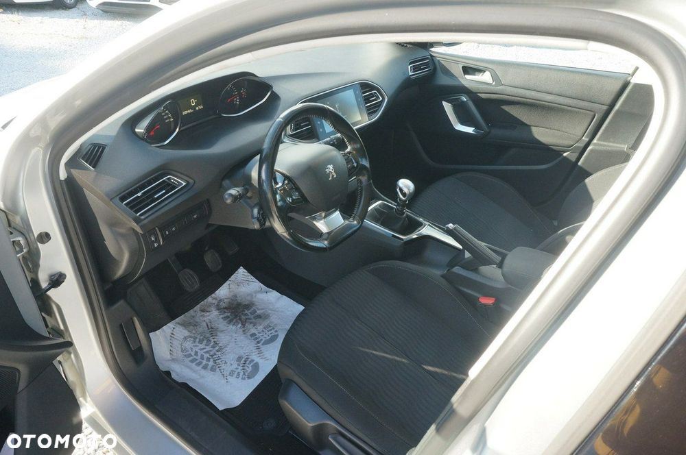 Peugeot 308 1.6 BlueHDi Active S&S - 18