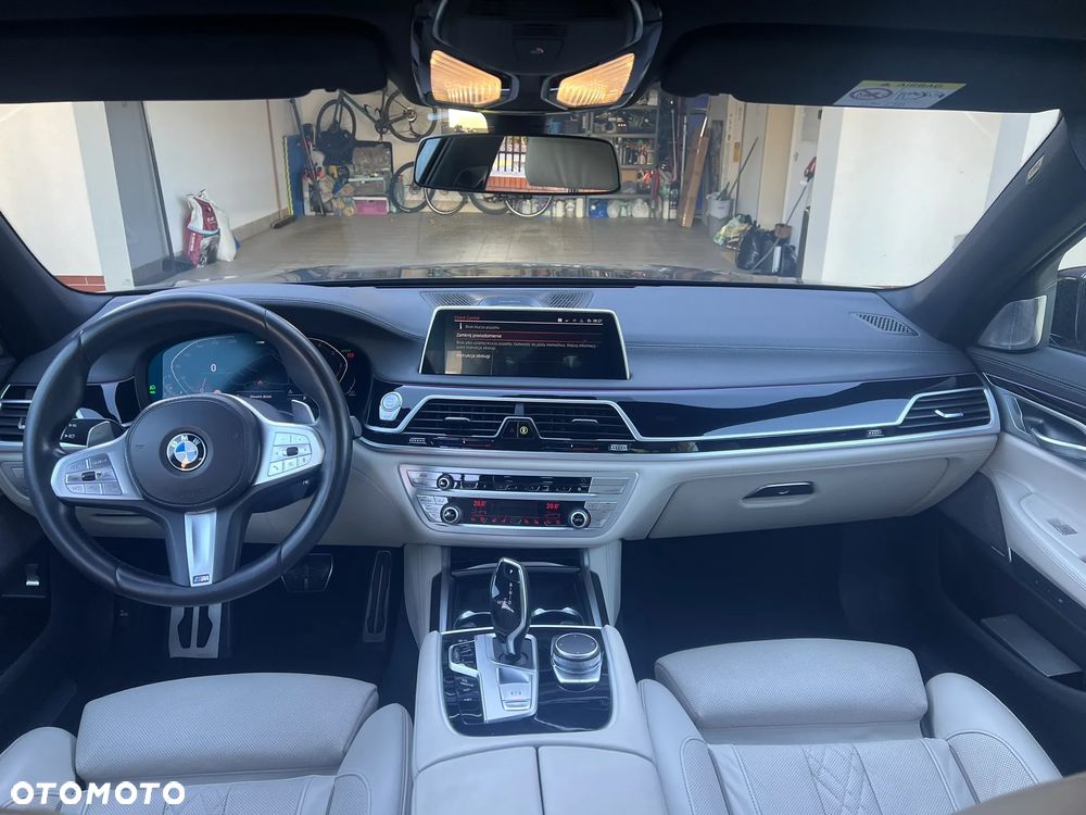 BMW Seria 7 750d xDrive - 12