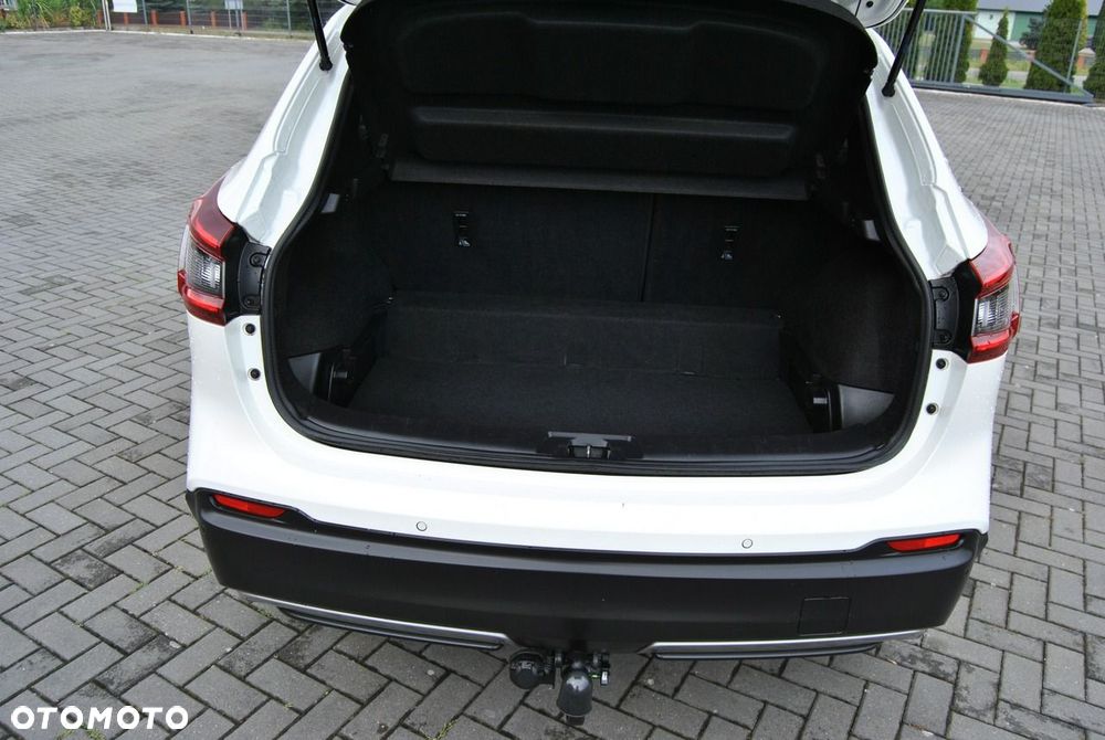 Nissan Qashqai 1.3 DIG-T Tekna - 21