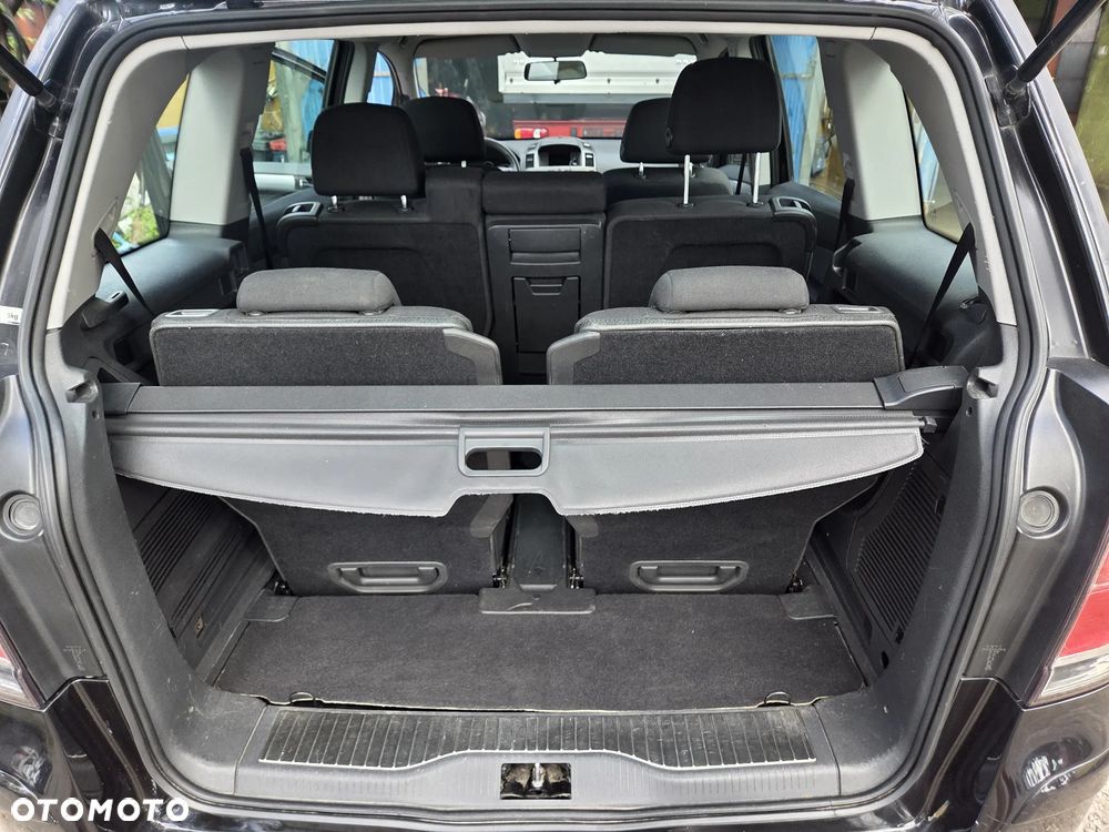 Opel Zafira - 18