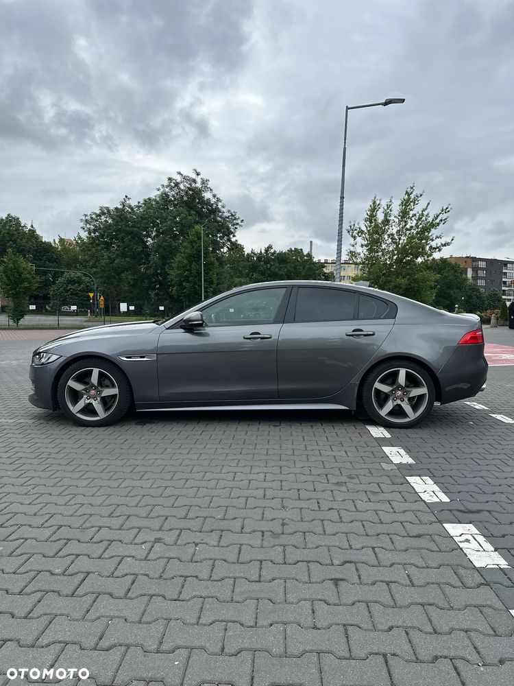 Jaguar XE 20d R-Sport - 5