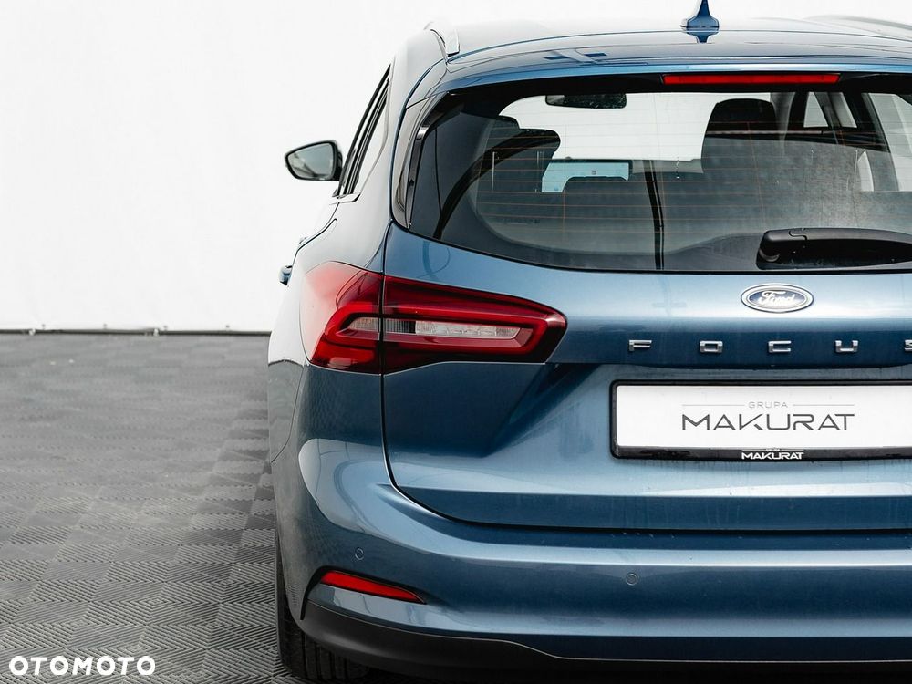 Ford Focus SW 1.0 EcoBoost Hybrid TITANIUM - 12