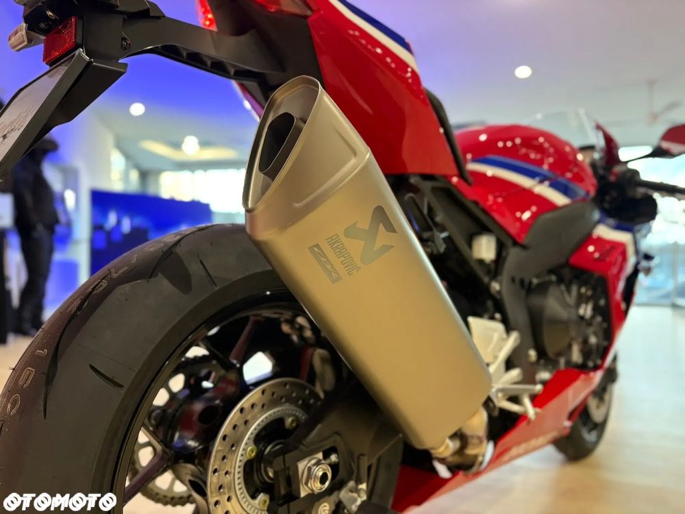 Honda CBR - 9