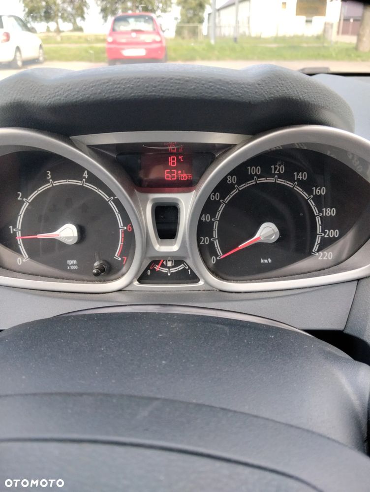 Ford Fiesta 1.25 Viva - 9