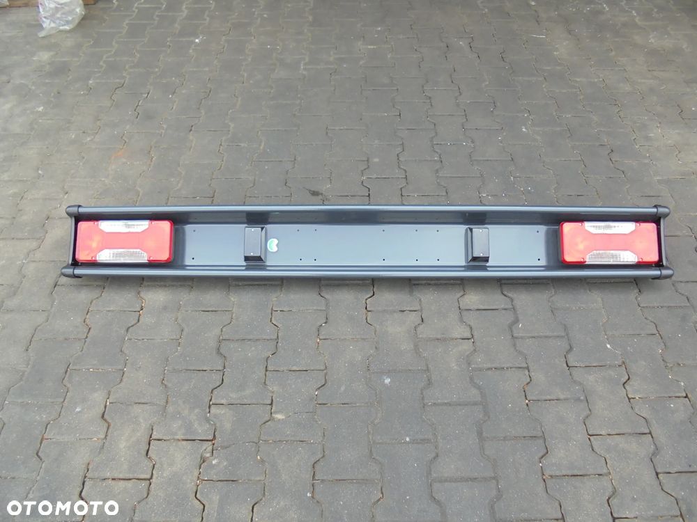 BELKA ZDERZAK TYŁ IVECO DAILY 50/65/70C 00-20R KPL - 1