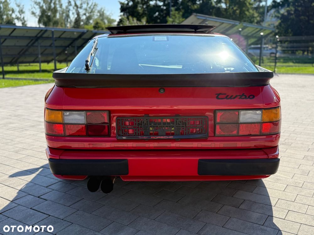 Porsche 944 - 12