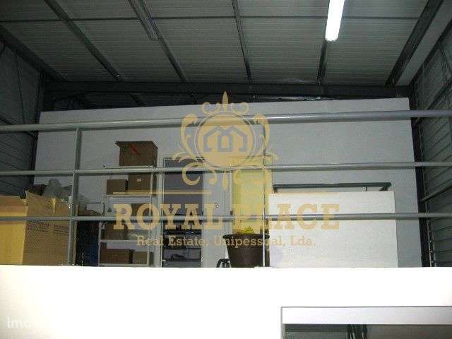 Armazém industrial em Ossela, Oliveira de Azeméis - Grande imagem: 5/26