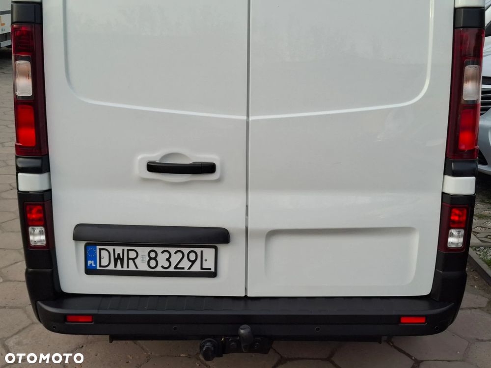 Renault Trafic 2017 LONG 1.6DCI 125KM KLIMA 3OSOBOWY - 11