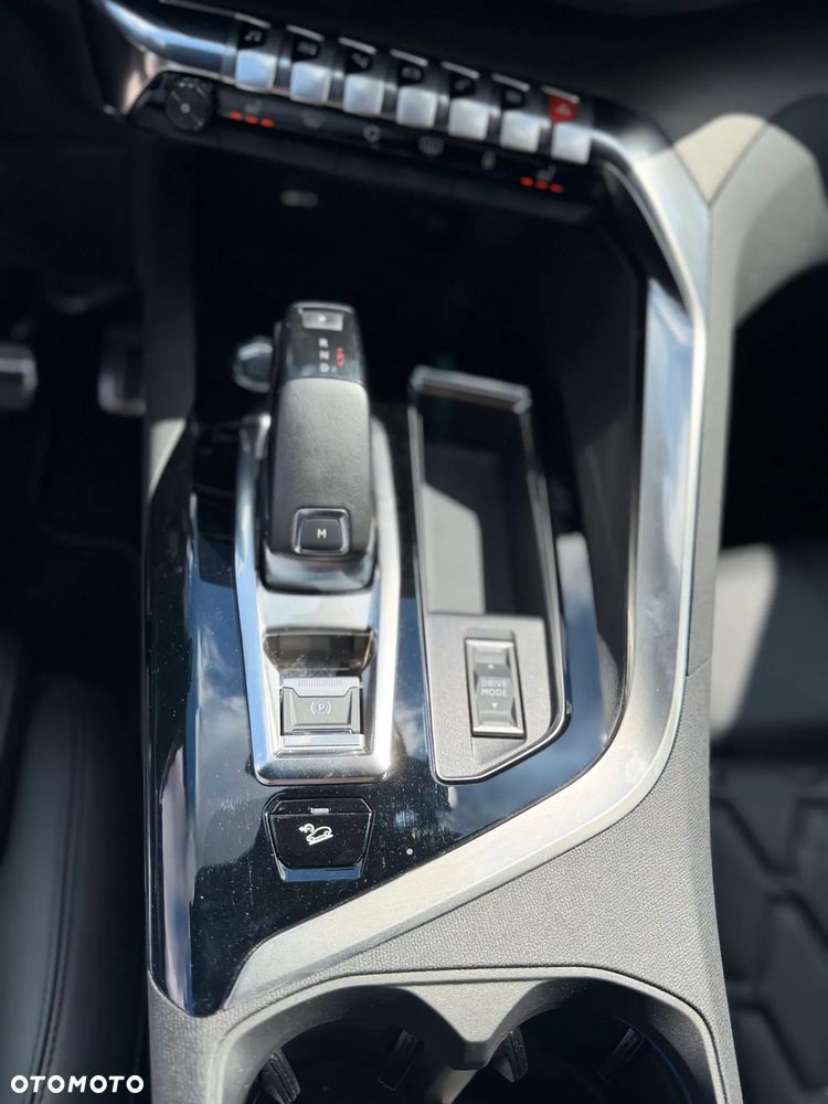 Peugeot 5008 1.5 BlueHDi GT Pack S&S EAT8 - 22