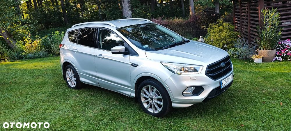 Ford Kuga - 1