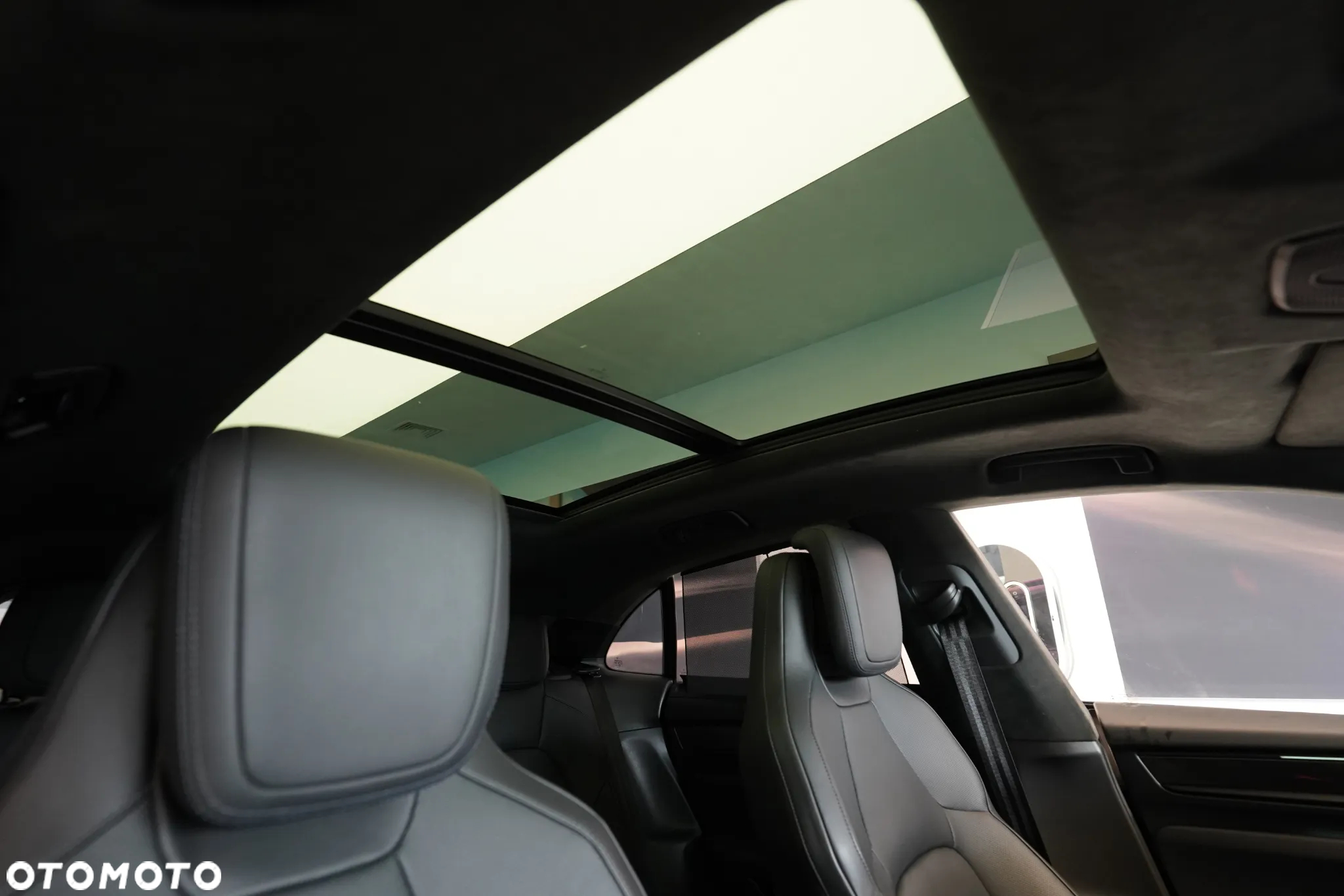 Porsche Macan Turbo 100kWh - 37