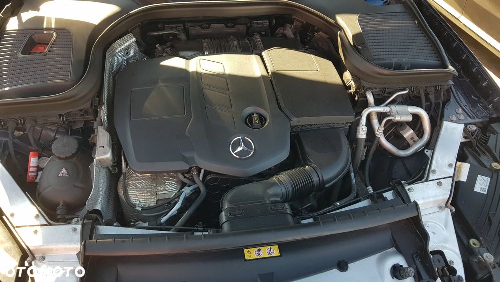 Mercedes-Benz GLC 200 d 4Matic 9G-TRONIC - 37