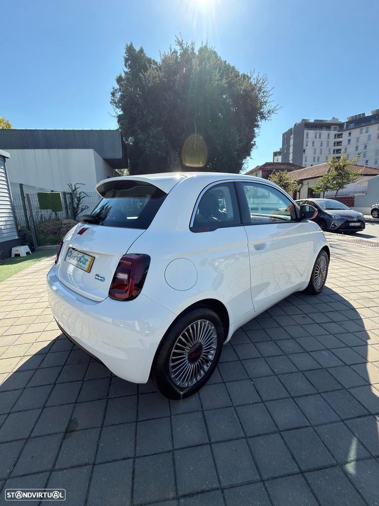 Fiat 500e 23.65 kWh (RED) - 9