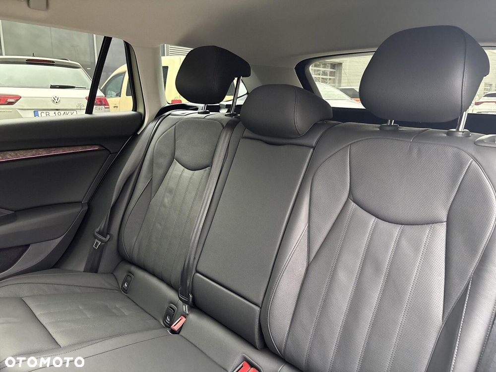 Skoda Superb 1.5 TSI L&K DSG - 16