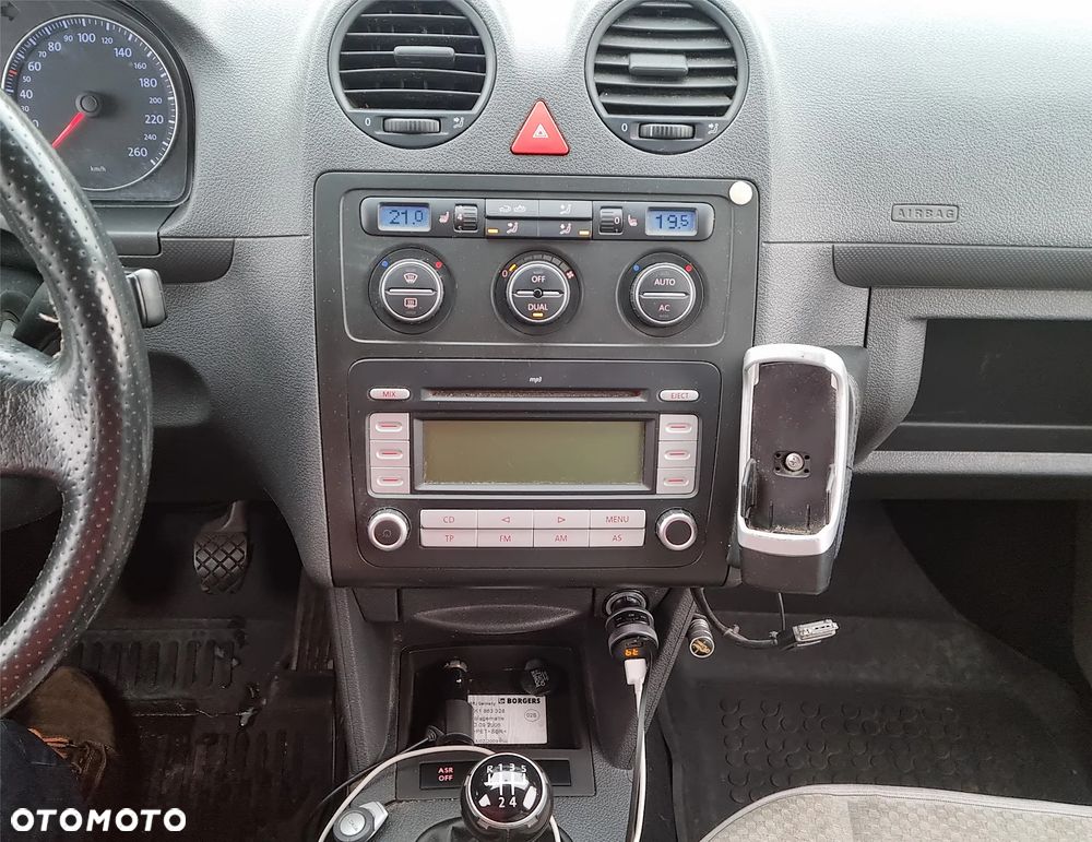 Volkswagen Caddy Life Mixt - 4