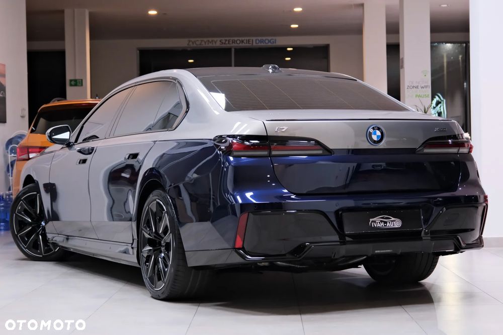 BMW i7 105.7kWh xDrive60 M Sport - 14