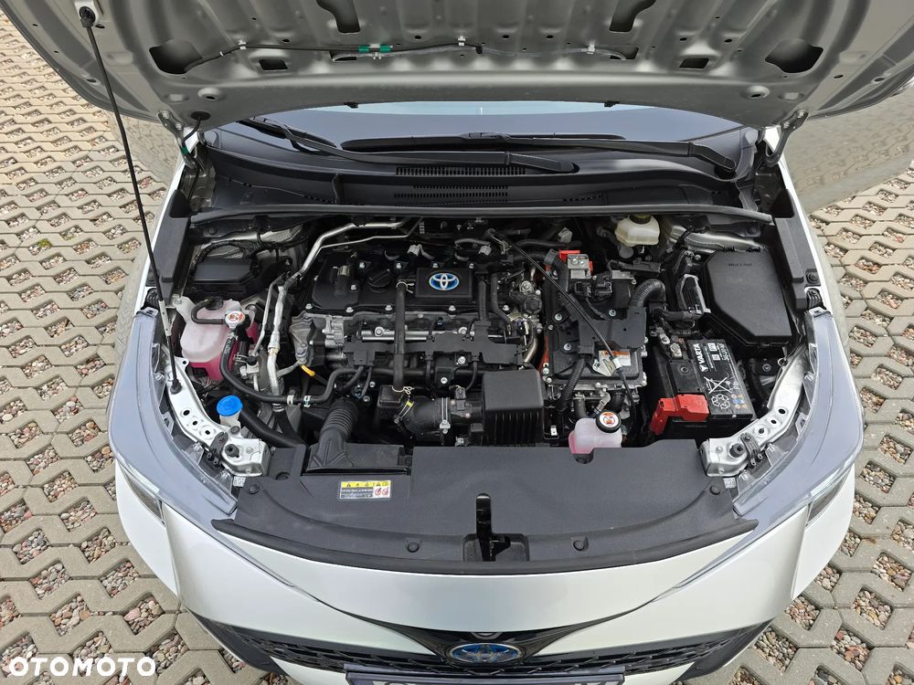 Toyota Corolla 1.8 Hybrid Executive - 32