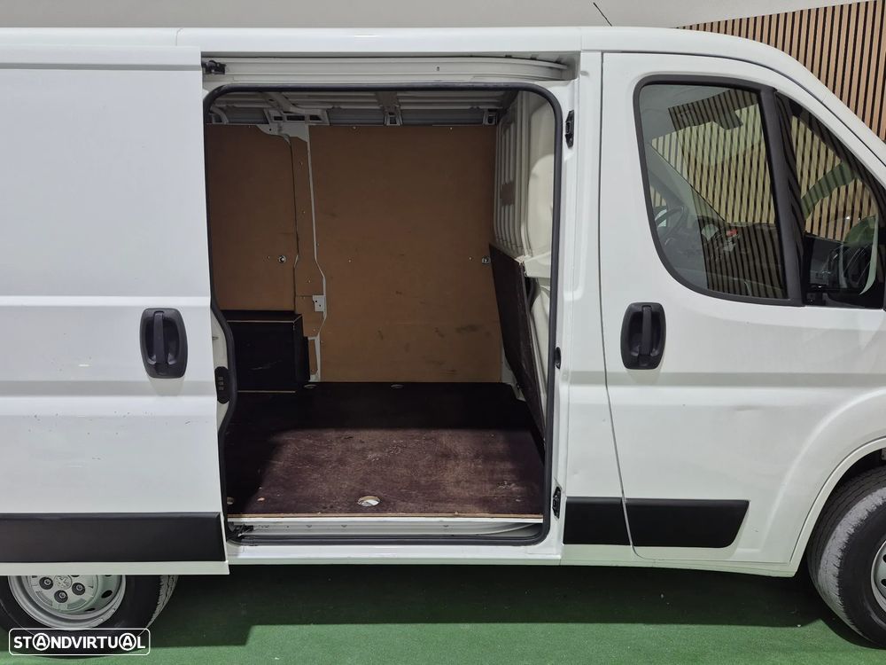 Peugeot Boxer 2.2HDI - 100.000KM | GARANTIA | NACIONAL - 2020 - 11