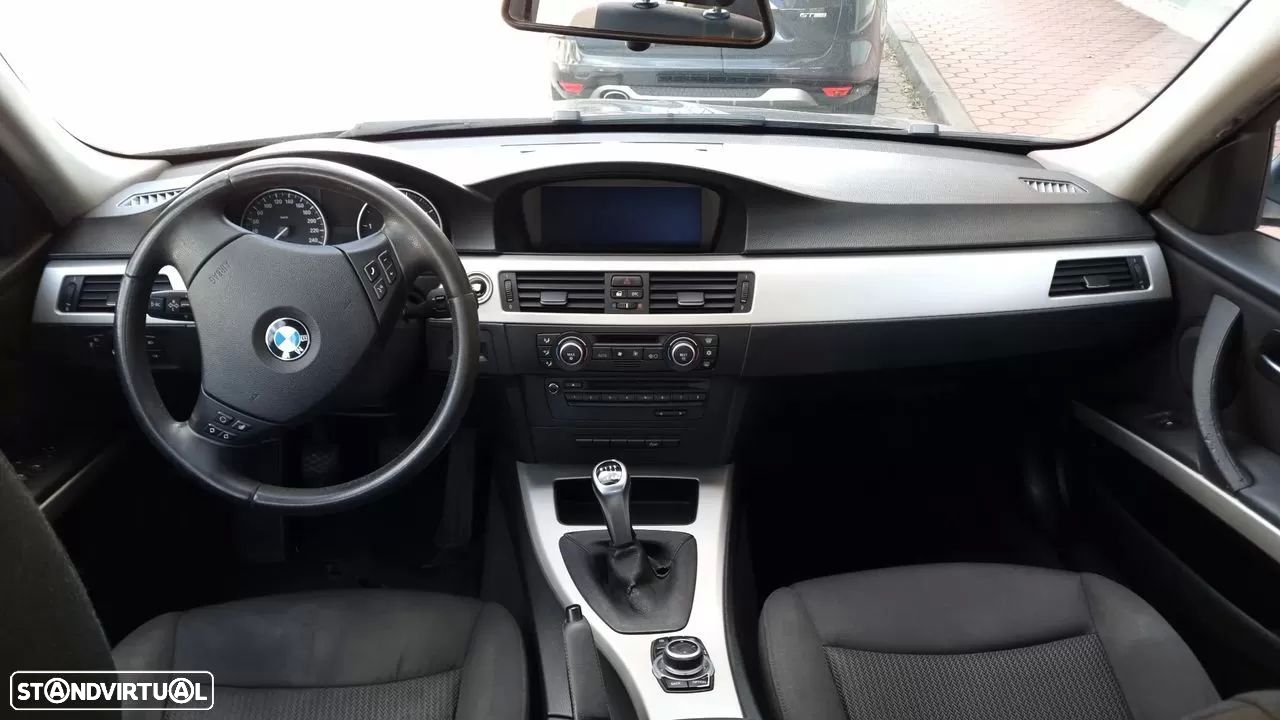 BMW 318 - 10