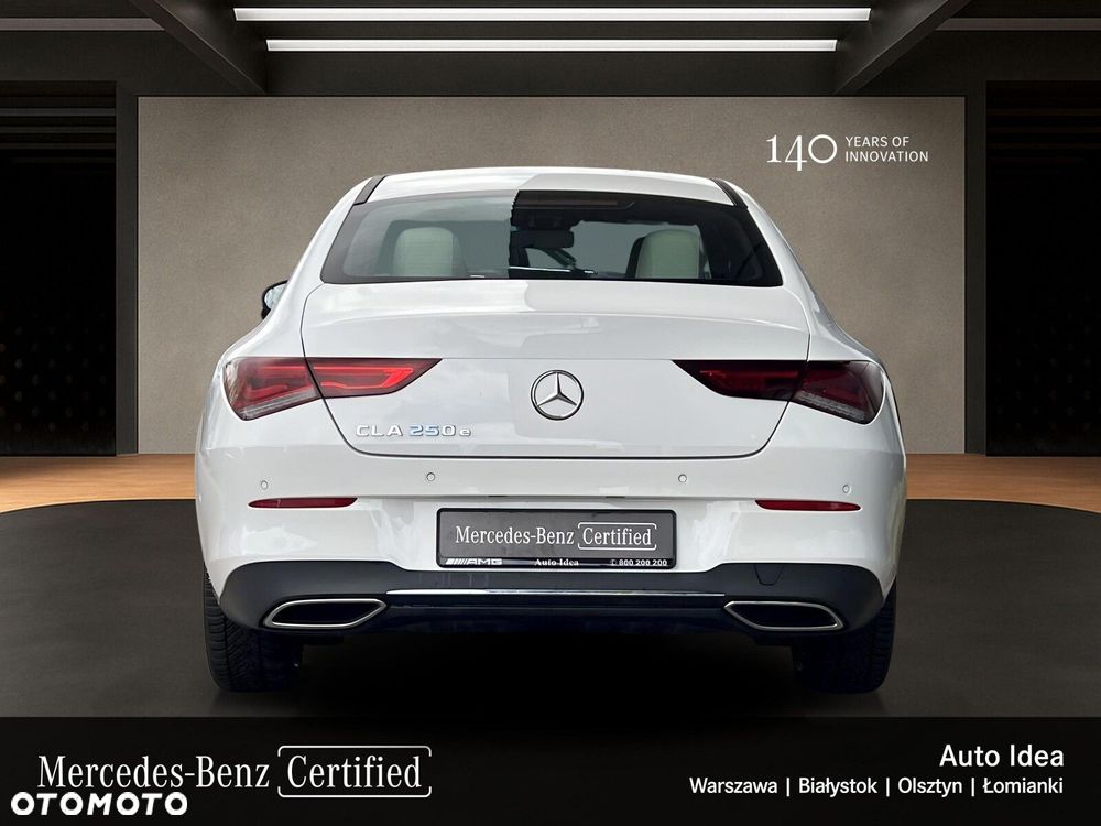 Mercedes-Benz CLA - 4