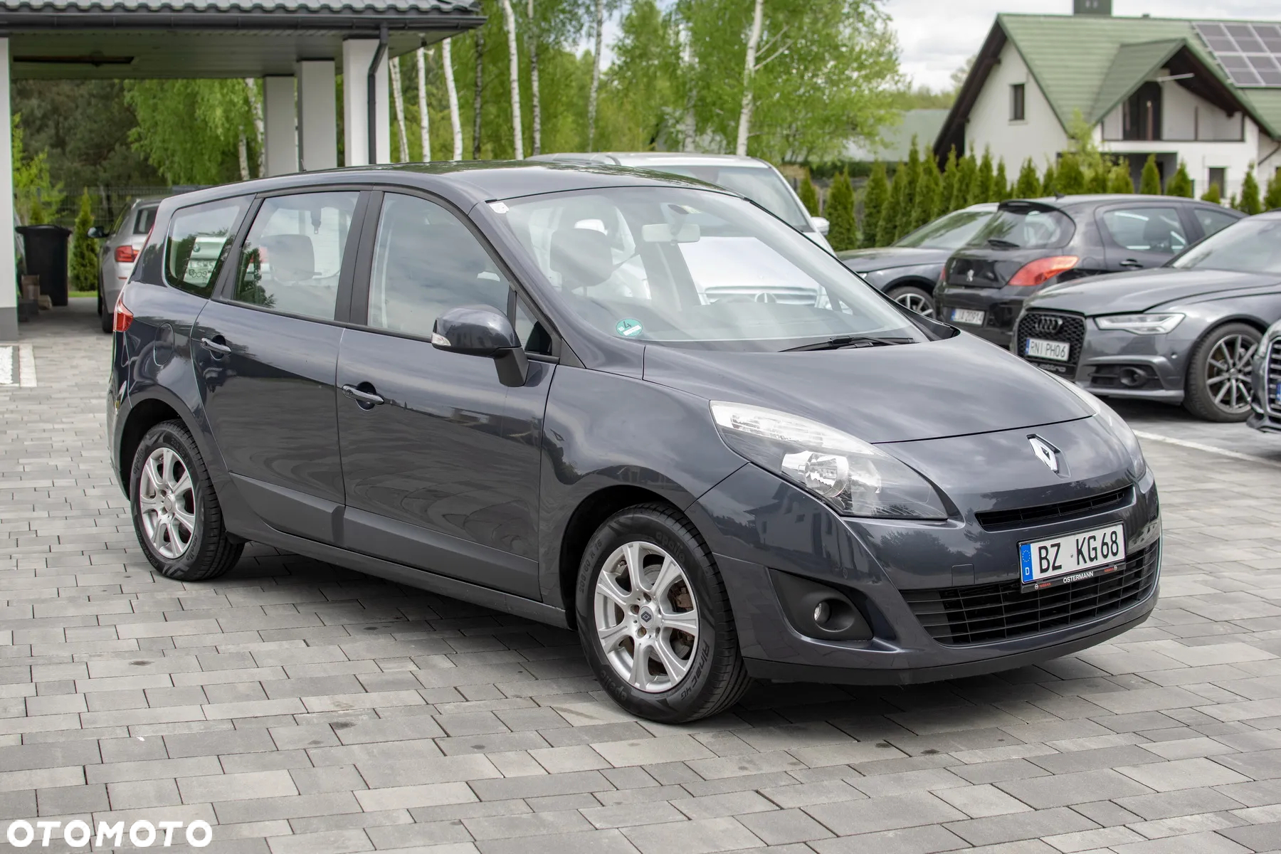 Renault Grand Scenic - 29