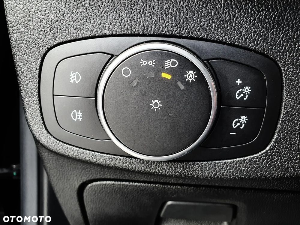 Ford Focus 1.5 EcoBoost Titanium - 32