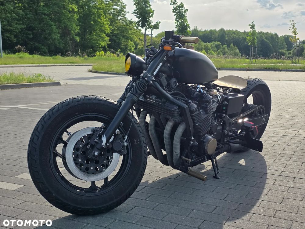 Yamaha FJ - 2