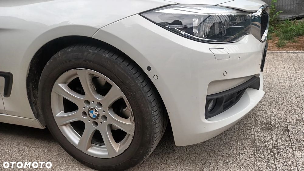 BMW 3GT 320i Advantage - 13