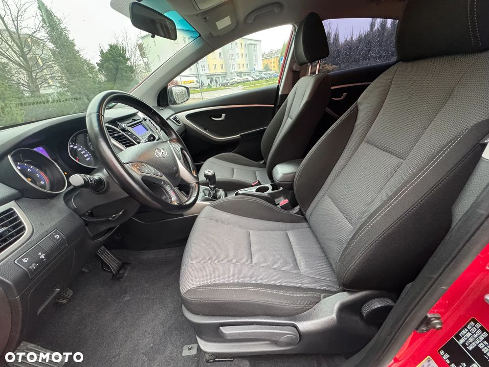 Hyundai i30 1.4 Comfort World Cup - 20