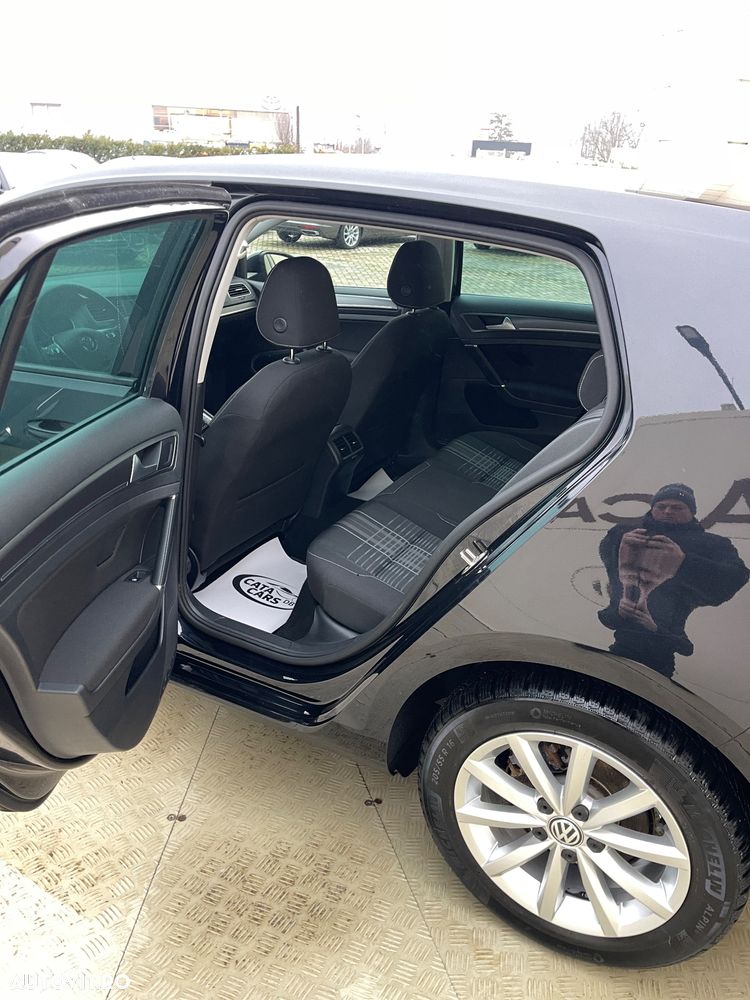 Volkswagen Golf 1.2 TSI BlueMotion Technology Lounge - 27